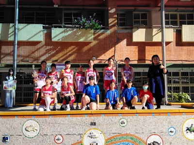 1141007~兒童朝會(籃球隊獻獎.角力.柔道.國語文.個人對外競賽)圖片